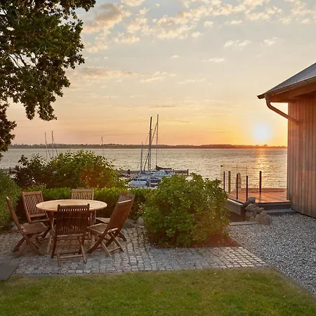 Entspannt Urlauben Am Wasser 